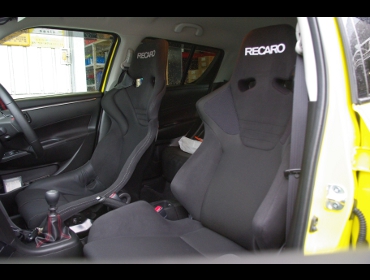 RECARO�i���J���V�[�g�j�@SUZUKI�@�X�C�t�g�@ZC32S��RECARO�i���J���j�@RS-G SK2 BK/BK�@���@SR-6 SK100S BK/BK�@����