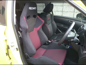 RECARO�i���J���V�[�g�j�@SUZUKI�@�X�C�t�g�X�|�[�c�@ZC32S��RECARO�i���J���j�@SR-6 SK100S BK/RED�@����