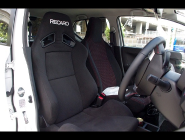 RECARO�i���J���V�[�g�j�@SUZUKI�@�A���gRS�@HA36�Ƀ��J���@SR-7 KK100�@BK�@����