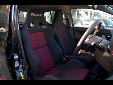 RECARO�i���J���V�[�g�j�@SUZUKI�@�A���g�@�^�[�{RS�@HA36S�Ƀ��J���@SR-7�@SK100�@BK/RED�@����