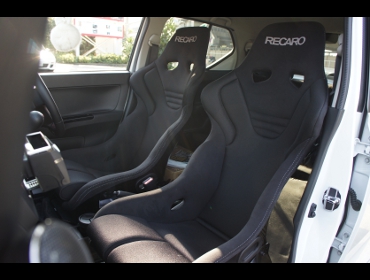 RECARO�i���J���V�[�g�j�@SUZUKI�@�A���g�^�[�{RS�@HA36S�ɂɃ��J���@RS-G SK2 BK/BK�@�~2�r�@����