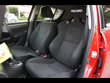 RECARO�i���J���V�[�g�j�@SUZUKI�@�X�C�t�g�@ZC72S�Ƀ��J���@SR-7F KK100 BK�@����