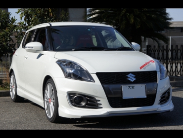 SUZUKI�@�X�C�t�g�X�|�[�c�@ZC32S��RECARO�i���J���j�V�[�g����