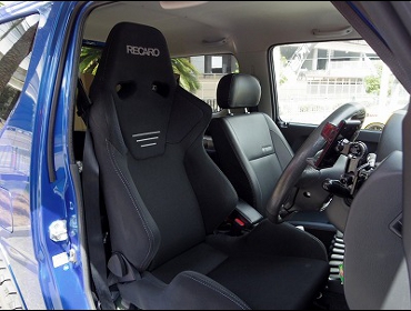 RECARO�i���J���V�[�g�j�@SUZUKI�@�W���j�[�@JB23�Ƀ��J���@SR-6�@GK100S�@BK/BK�@����