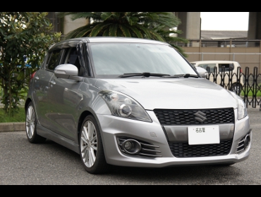 SUZUKI�@�X�C�t�g�X�|�[�c�@ZC32S��RECARO�i���J���j�V�[�g����