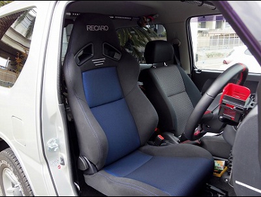 RECARO�i���J���V�[�g�j�@SUZUKI�@�W���j�[�@JB23�@MT�ԂɃ��J���@SR-7F�@GK100�@BK/BL�@����