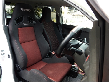 RECARO�i���J���V�[�g�j�@SUZUKI�@�A���g�^�[�{RS�@HA36S�Ƀ��J���@SR-7�@GK100�@BK/RED�@����