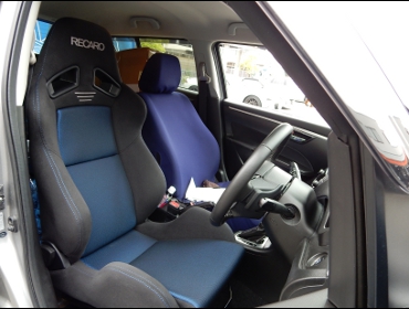 RECARO�i���J���V�[�g�j�@SUZUKI�@�X�C�t�gRS�@ZC72S�Ƀ��J���@SR-7�@GK100�@BK/BL�@����