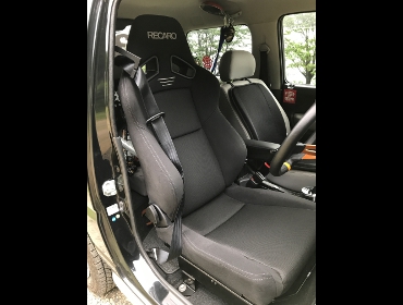 RECARO�i���J���V�[�g�j�@SUZUKI�@�W���j�[�@JB23W�Ƀ��J���@SR-7F�@GK100�@�V�[�g�q�[�^�[�t���@BK/RED�@����