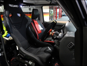 SUZUKI�@�W���j�[�@JB23�@�Ɂ@RECARO�i���J���j�@RS-GS�@BK�@����