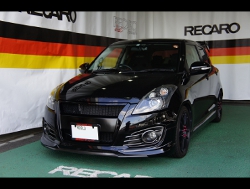 SUZUKI�@�X�C�t�g�X�|�[�c�@ZC32S�@�Ɂ@RECARO�i���J���j�@RS-G�@GK�@BK/RED�@����
