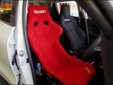 RECARO�i���J���V�[�g�j�@SUZUKI�@�X�C�t�g�X�|�[�c�@ZC33S�@�Ɂ@RECARO�i���J���j�@TS-GS�@RED�@����