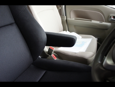 SUZUKI�@�G�u���B���S���@DA17W�@2018�N�@�Ɂ@RECARO�i���J���j�@SR-7F�@GK100�@BK/BK�@�V�[�g�q�[�^�[�t���@�A�[�����X�g�t���@����