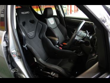 RECARO�i���J���V�[�g�j�@SUZUKI�@�X�C�t�g�X�|�[�c�@ZC32S�i2013�N�j�@�Ɂ@���J���@RS-G�@GK�@BK/BK�@����