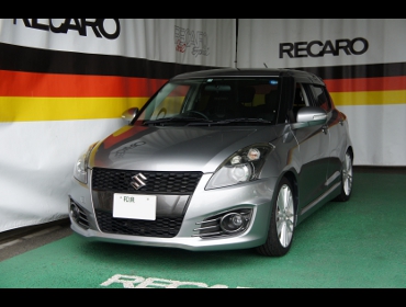 SUZUKI�@�X�C�t�g�X�|�[�c�@ZC32S�@�Ɂ@RECARO�i���J���j�V�[�g����
