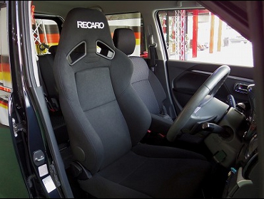 RECARO�i���J���V�[�g�j�@SIZIKI�@���S��R�X�e�B���O���[�@MH34S�i2013�N�j�@�Ɂ@SR-7F�@KK100�@BK�iA/R�j�@����