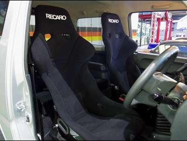SUZUKI�@�W���j�@JB23�@MT�ԁ@�Ɂ@RECARO�i���J���j�@RS-GE�@�~2�r�@����
