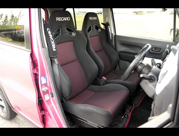 SUZUKI�@�n�X���[�@MR41S�@�Ɂ@RECARO�i���J���j�@SR-7F�@SK100�@BK/RED�@�~2�@����