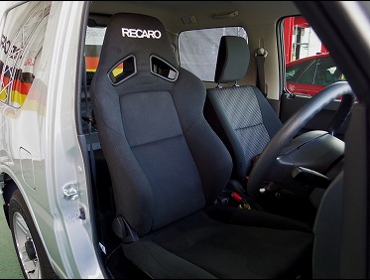 RECARO�i���J���V�[�g�j�@SUZUKI�@�W���j�[�@JB23�i2018�N�j�@SR-7F�@KK100�@BK�@����