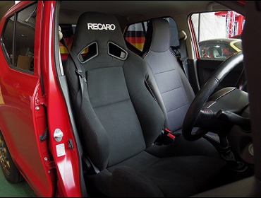 RECARO�i���J���V�[�g�j�@SUZUKI�@�A���gF�@HA36S�@M/T�ԁ@�Ɂ@RECARO�i���J���j�@SR-7�@KK100�@BK�@����