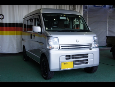 SUZUKI�@�G�u���B�@DA17V�i2016�N�j�@�Ɂ@RECARO�i���J���j�@SR-7F�@KK100�@BK�@�A�[�����X�g�t���@����