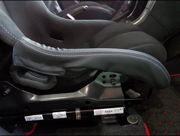 RECARO�i���J���V�[�g�j�@SUZUKI�@�X�C�t�g�X�|�[�c�@ZC32S�i2013�N�j�@�Ɂ@RECARO�i���J���j�@RS-G�@����