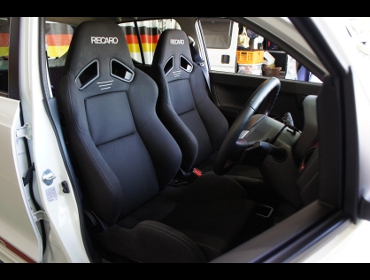 SUZUKI�@�A���g�@�^�[�{RS�@�Ɂ@RECARO�i���J���j�@SR-7�@GK100�@BK/BK�@�V�[�g�q�[�^�[�t���@���@SR-7F�@GK100�@BK/BK ����