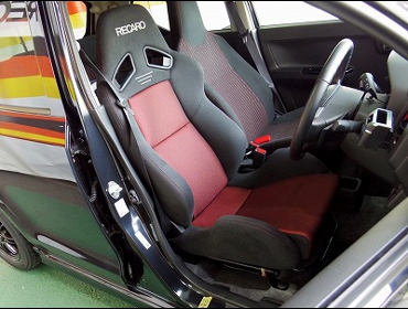 RECARO�i���J���V�[�g�j�@SUZUKI�@�A���g�@�^�[�{RS�@HA36S�i2017�N�j�@�Ɂ@RECARO�i���J���j�@SR-7�@GK100�@BK/RED�@����