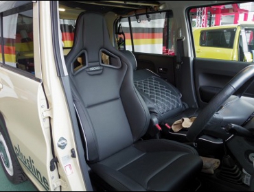 RECARO�i���J���V�[�g�j�@SUZUKI�@�n�X���[�@�Ɂ@RECARO�i���J���j�@�N���X�X�|�[�c�X�^LL100H���U�[SE�@BK���U�[�@SIL/BK���C���@����