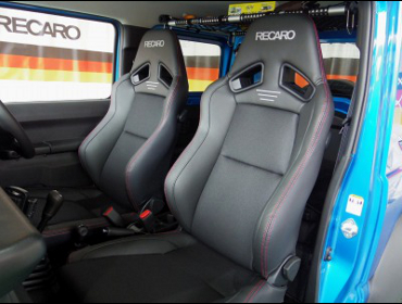 SUZUKI�@�W���j�[�V�G���@JB74�i2018�N�j�@�Ɂ@RECARO�i���J���j�@SR-7F�@Lassic�@BK�@�~���E�@����