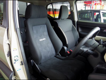 SUZUKI�@�N���X�r�[�i2017�N12���j�@�Ɂ@RECARO�i���J���j�@�G���S���hD�@BK�@����