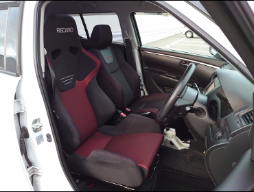 SUZUKI�@�X�C�t�g�X�|�[�c�@ZC32S�@�Ɂ@RECARO�i���J���j�@SR-6�@GK100S�@BK/RED�@����