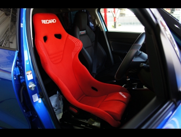 SUZUKI�@�X�C�t�g�X�|�[�c�@ZC33S�i2018�N�j�@�Ɂ@RECARO�i���J���j�@RS-GS�@RED�@�V�[�g�q�[�^�[�t���@����