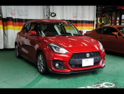 SUZUKI�@�X�C�t�g�@�n�b�`�o�b�N�@ZC33S�i2020�N�j�@�Ɂ@RECARO�i���J���j�@SR-6�@GK100S�@BK/RED�@�V�[�g�q�[�^�[�t���@����