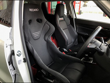 SUZUKI�@�X�C�t�g�X�|�[�c�@ZC33S�i2019�N�j�@�Ɂ@RECARO�i���J���j�@TS-G�@GK�@BK/BK�@�V�[�g�q�[�^�[�t���@����