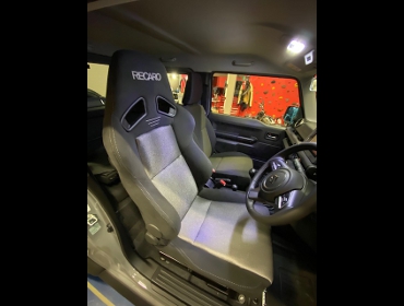 SUZUKI�@�W���j�[�@�V�G���@JB74�@MT�ԁ@�Ɂ@RECARO�i���J���j�@SR-7F�@GK100�@BK/SIL�@�V�[�g�q�[�^�[�t���@����