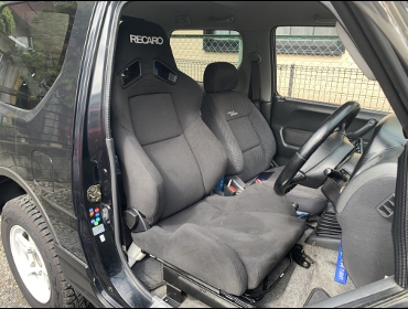 SUZUKI�@�W���j�[4�^�@JB23�@�Ɂ@RECARO�i���J���j�@SR-7�@KK100�@BK�@�V�[�g�q�[�^�[�t���@����