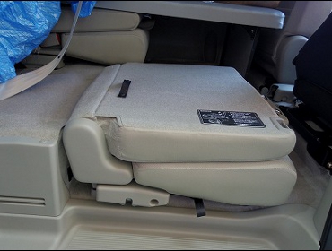 SUZUKI�@�G�u���B���S���@DA17W�i2019�N�j�@�Ɂ@RECARO�i���J���j�@SR-7F�@GK100�@BK/SIL�@�V�[�g�q�[�^�[�t���@����