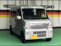 SUZUKI�@�G�u���B�@DA17V�i2020�N�j�@�Ɂ@RECARO�i���J���j�@SR-7F�@GK100�@BK/RED�@�V���[�g���H�@�����@