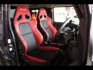 SUZUKI�@�W���j�[�@JB64�@�Ɂ@RECARO�i���J���j�@SR-7F�@GU100�@RED�@A/R�@�~���E�@����