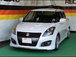 SUZUKI�@�X�C�t�g�X�|�[�c�@ZC32S�@�Ɂ@RECARO�i���J���j�@RS-GS�@BK�@����