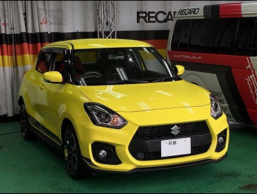 SUZUKI�@�X�C�t�g�@ZC33S�i2020�N�j�@�Ɂ@RECARO�i���J���j�@SR-7�@GU100�@RED�@����