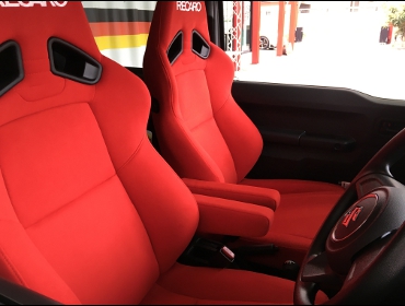 SUZUKI�@�W���j�[�V�G���@JB74W�i2020�N�j�@�Ɂ@RECARO�i���J���j�@SR-7F�@KK100�@RED�@�A�[�����X�g�t���@�~���E�@����