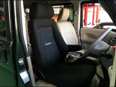 SUZUKI�@�G�u���B�@���S���@DA17W�i2020�N�j�@�Ɂ@RECARO�i���J���j�@�G���S���hD�@BK�@�V�[�g�q�[�^�[�t���@����