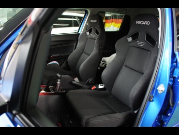 SUZUKI�@�X�C�t�g�X�|�[�c�@ZC33S�i2019�N�j�@�Ɂ@RECARO�i���J���j�@SR-7�@GK100�@BK/BK�@���@SR-7F�@GK100�@BK/BK�@����