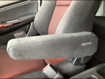 SUZUKI�@�X�C�t�g�X�|�[�c�@ZC33S�@�Ɂ@RECARO�i���J���j�@SR-7F�@GK100�@BK/RED�@�A�[�����X�g�t���A�V�[�g�q�[�^�[�t���@����