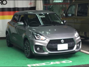 SUZUKI�@�X�C�t�g�X�|�[�c�@ZC33S�i2019�N�j�@�Ɂ@RECARO�i���J���j�@RS-G�@GK�@BK/BK�@�V�[�g�q�[�^�[�t���@����