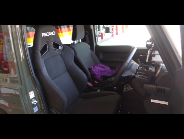 SUZUKI�@�W���j�[�@JB64�@�Ɂ@RECARO�i���J���j�@SR-7F�@KK100�@BK�@�V�[�g�q�[�^�[�t���@����