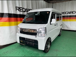 SUZUKI�@�G�u���B�@DA17V�i2019�N�j�@�Ɂ@RECARO�i���J���j�@SR-7F�@GK100�@BK/RED�@�A�[�����X�g�t���@����