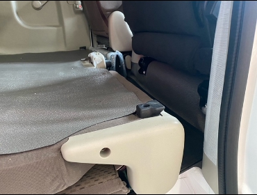 SUZUKI�@�G�u���B�@DA17V�i2019�N�j�@�Ɂ@RECARO�i���J���j�@SR-7F�@GK100�@BK/RED�@�A�[�����X�g�t���@����